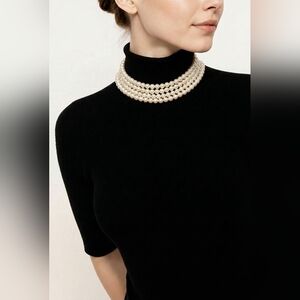 Elegant Faux Pearl Necklace